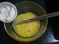 诱人的香煎西葫芦做法图解5)