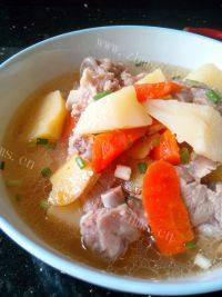 家常菜土豆炖排骨