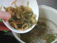 绿豆海带糖水做法图解4)