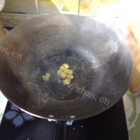 电饼铛虎皮辣子做法图解5)
