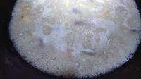 咸鲜的鸭肠魔芋粉丝汤的做法图解七