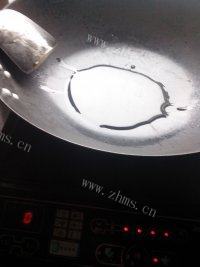 四溢的蒜蓉茼蒿做法图解6)