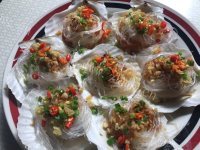 特色美食蒜蓉粉丝蒸扇贝做法图解9)