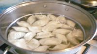美味的素馅饺子做法图解7)