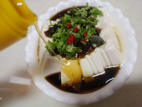 家常菜皮蛋拌豆腐