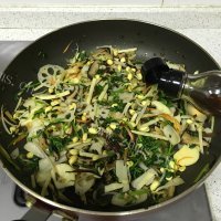 油而不腻的素什锦做法图解10)