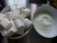 回味无穷的花生牛轧糖做法图解3)