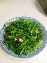 香飘的素炒油麦菜