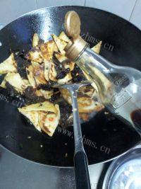 家常菜木耳炒豆腐做法图解8)