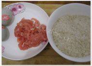 「美味可口」皮蛋瘦肉粥做法图解1)