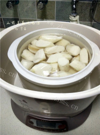 补气益血的山药莲藕做法图解7)