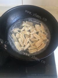 家常菜红油腐竹做法图解2)