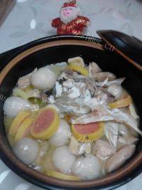 家常菜鱼头豆腐煲