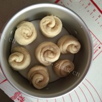 自制椰蓉小面包做法图解12)