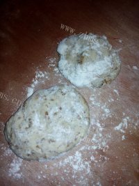 可口的爱心红枣饼做法图解6)