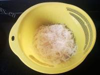 美味五香萝卜肉丸子做法图解4)