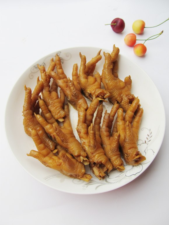 滋补的卤鸡爪