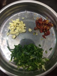 家常菜清炒豆角做法图解2)