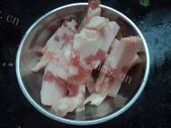 家常菜扁豆炒肉丝做法图解2)