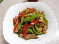 双椒炒肉自制