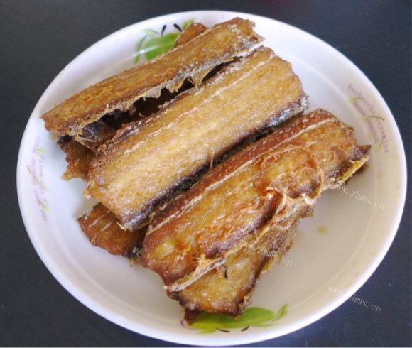 回味无穷的干炸带鱼