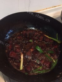 回味无穷的红烧肉做法图解5)