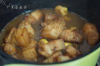 家常菜板栗红烧肉做法图解12)