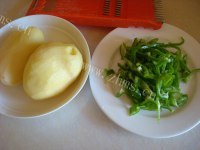 家常菜青椒土豆丝做法图解1)