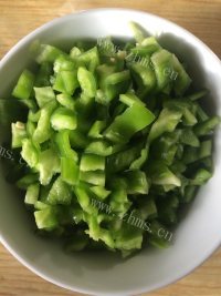 美味的菠菜鸡蛋酱做法图解2)