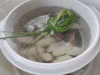 色味俱全的山药鸽子汤做法图解8)