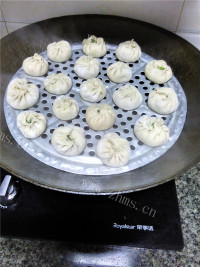 美味的韭菜包子做法图解11)