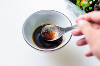饺子皮油泼扯面做法图解1)