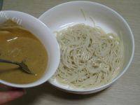 食欲满满的麻辣拌面做法图解8)
