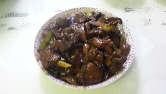 珍馐美味的黄焖鸡
