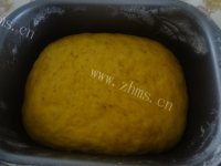 好吃的南瓜鸡蛋包子做法图解12)
