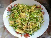 「家有大厨」蒜苗炒鸡蛋