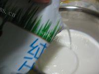 自制酸奶做法图解3)