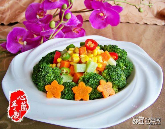 西兰花彩蔬小炒