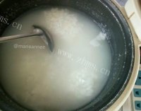 好吸收的香菜瘦肉粥做法图解6)