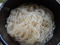 美味的酸辣红薯粉做法图解12)
