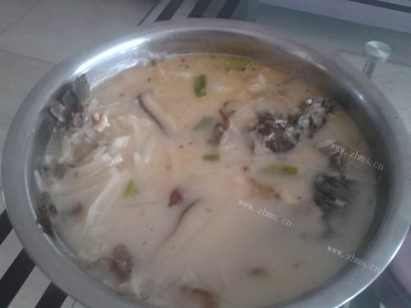 DIY鲫鱼萝卜丝汤