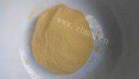 美味红烧牛肉玉米锅贴饼做法图解2)
