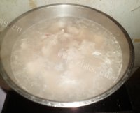 好喝的杂疏排骨汤做法图解3)