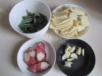 美味的腊肉炒冬笋做法图解1)