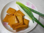 家庭版凉拌豆干做法图解1)