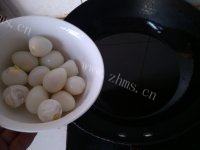 美味的虎皮鹌鹑蛋做法图解3)