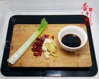 家常的香煎胖头鱼做法图解5)