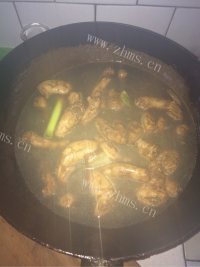 美味的红烧鸡脖做法图解5)