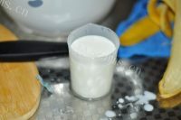 不错的美食圆枣子香蕉奶昔做法图解6)