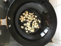 美味的柠香排骨做法图解6)